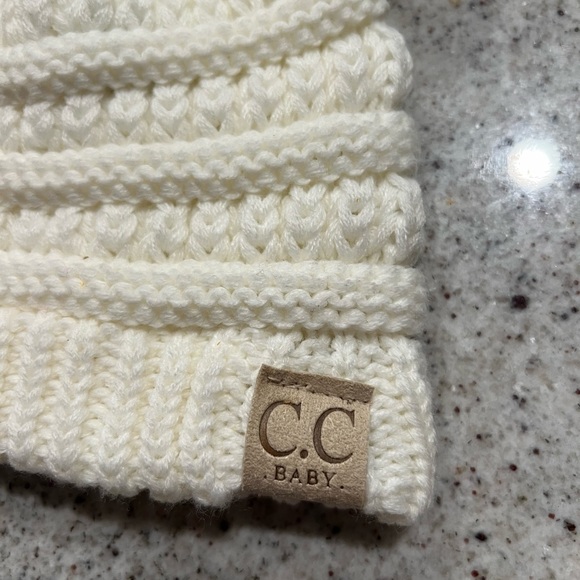 The North Face and CC Baby Beanie Hat Bundle 6-24 months - Picture 6 of 9